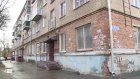 Из-за долгов коммерческой организации не могут починить крышу дома на Попова