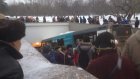 Автобус въехал в подземный переход на Славянском бульваре