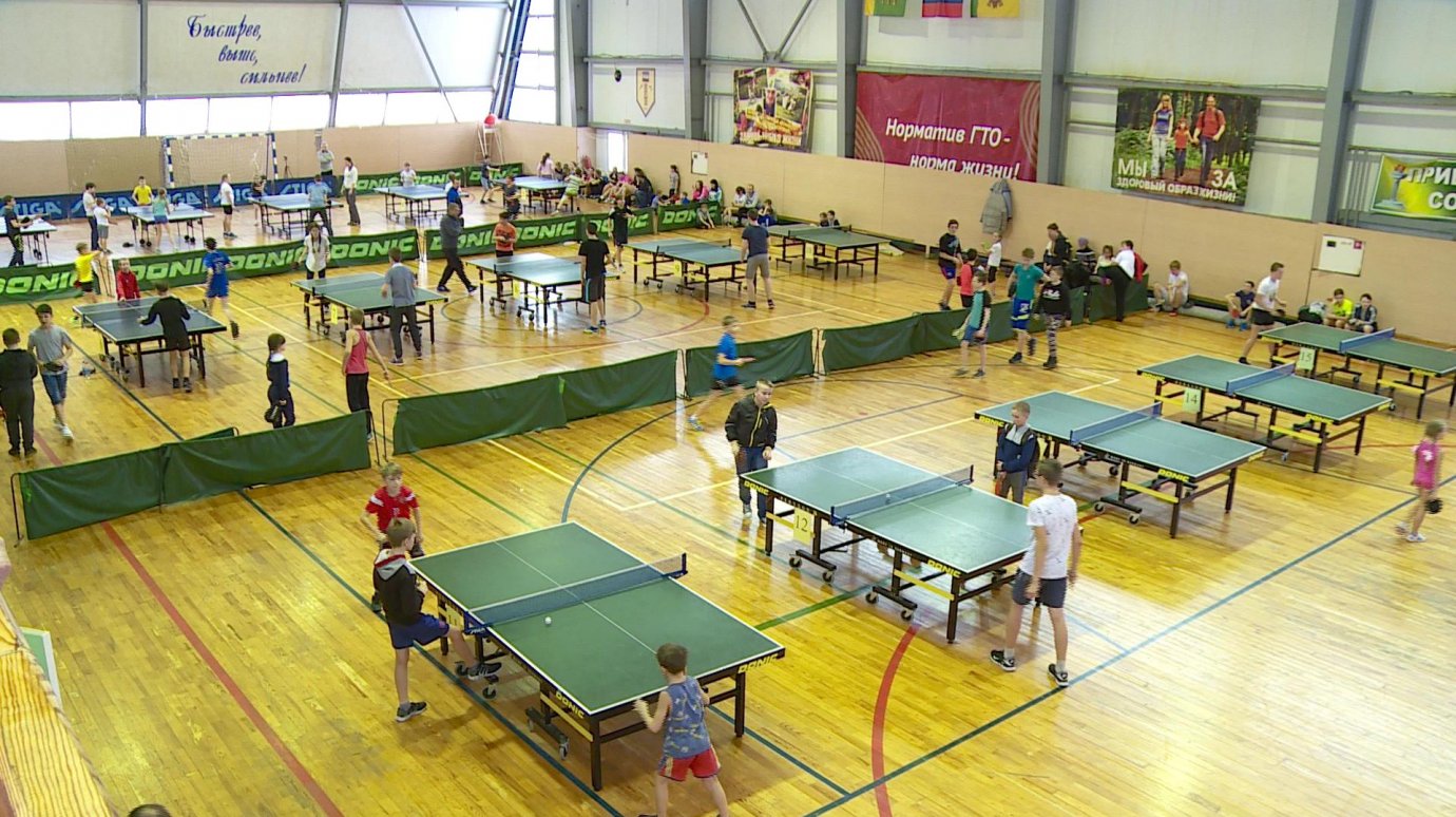 В Пензе стартовал турнир Открытой школьной лиги по настольному теннису