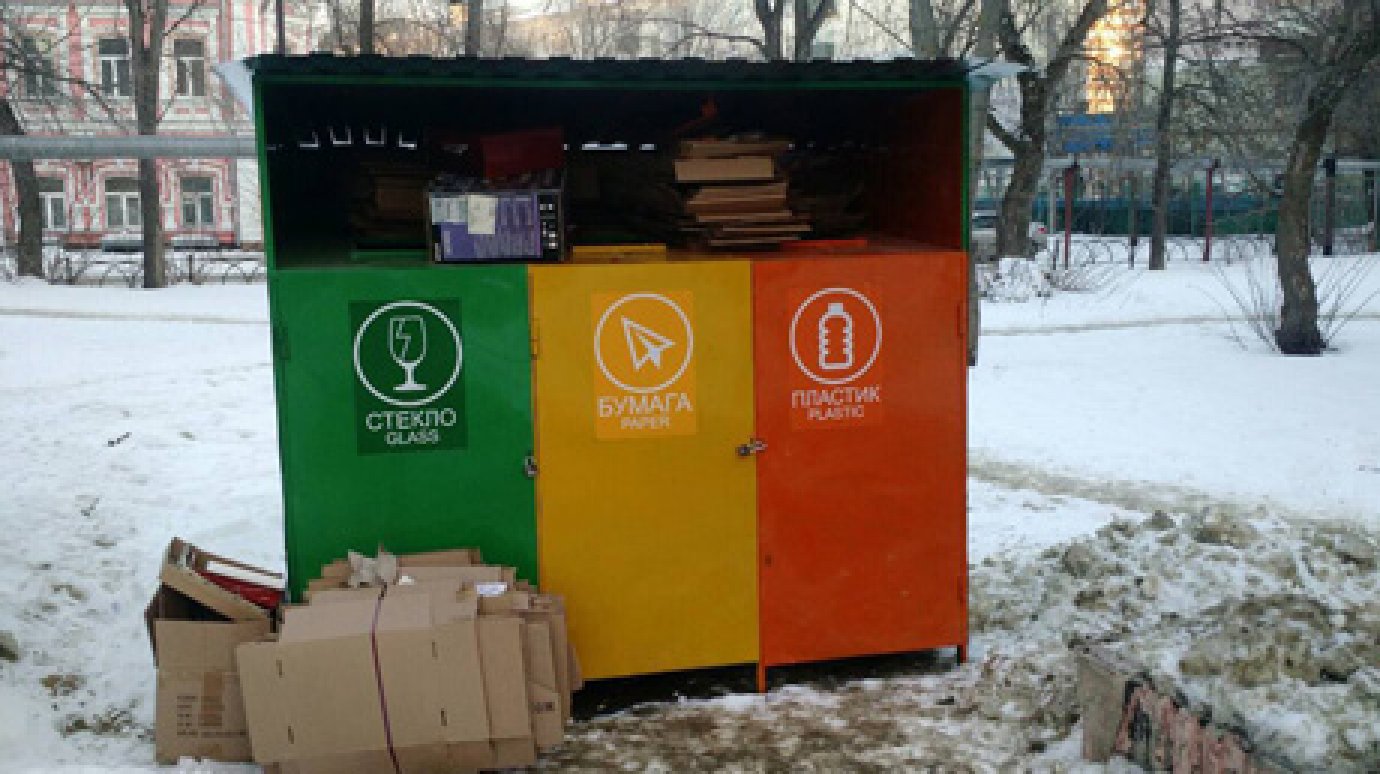 Пензенцы не могут пользоваться новым контейнером для сбора мусора