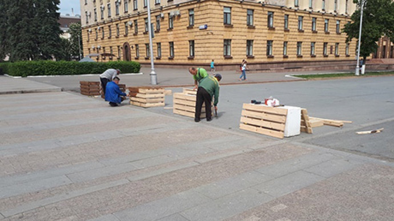 В Пензе антитеррористические блоки на Московской будут служить скамейками
