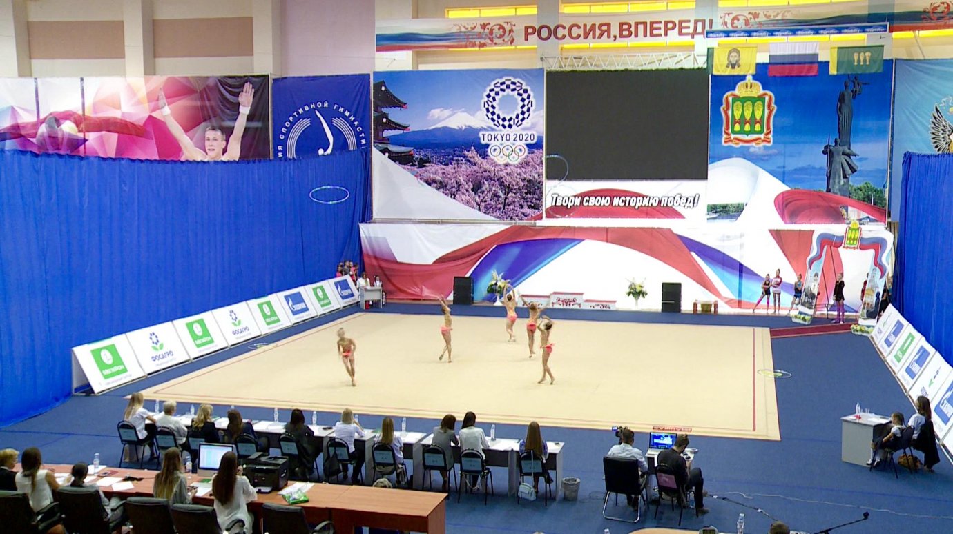 В Пензе проходят соревнования по гимнастике памяти Натальи Лифиренко