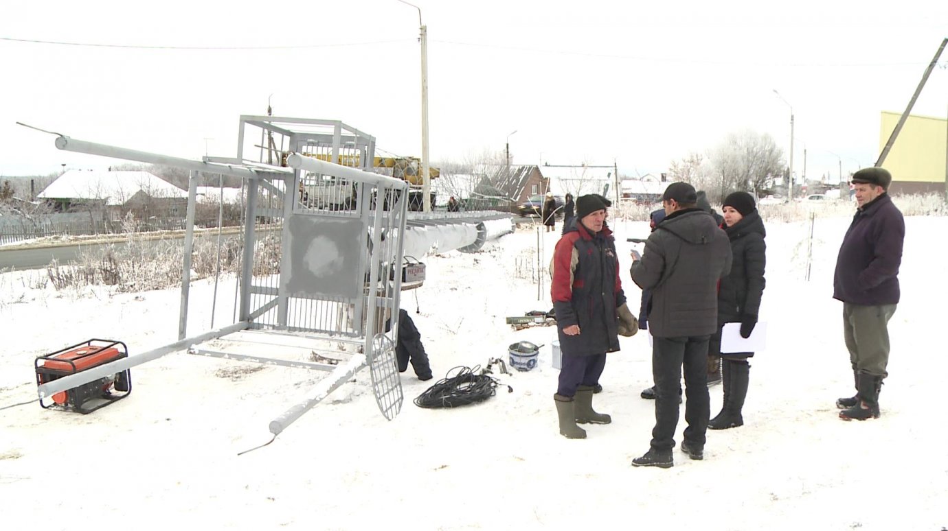 Жители Арбековской присоединились к протестам против монтажа вышек связи