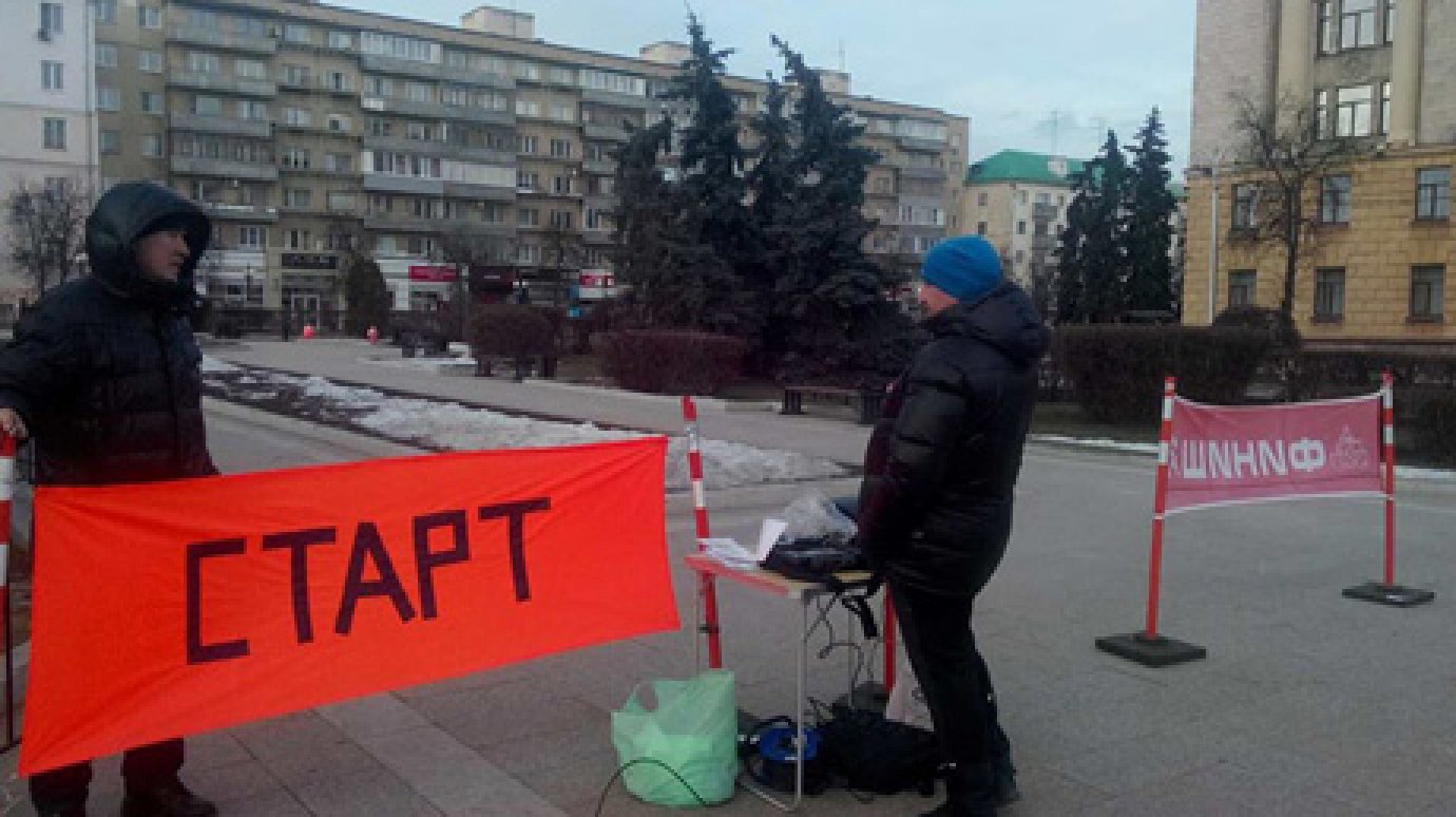 Пензенцев приглашают пройти лабиринт на площади Ленина