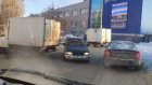 На улице Байдукова из-за ДТП с двумя грузовиками образовался затор