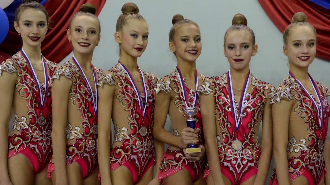 Пензенские гимнастки завоевали серебро в первенстве ПФО