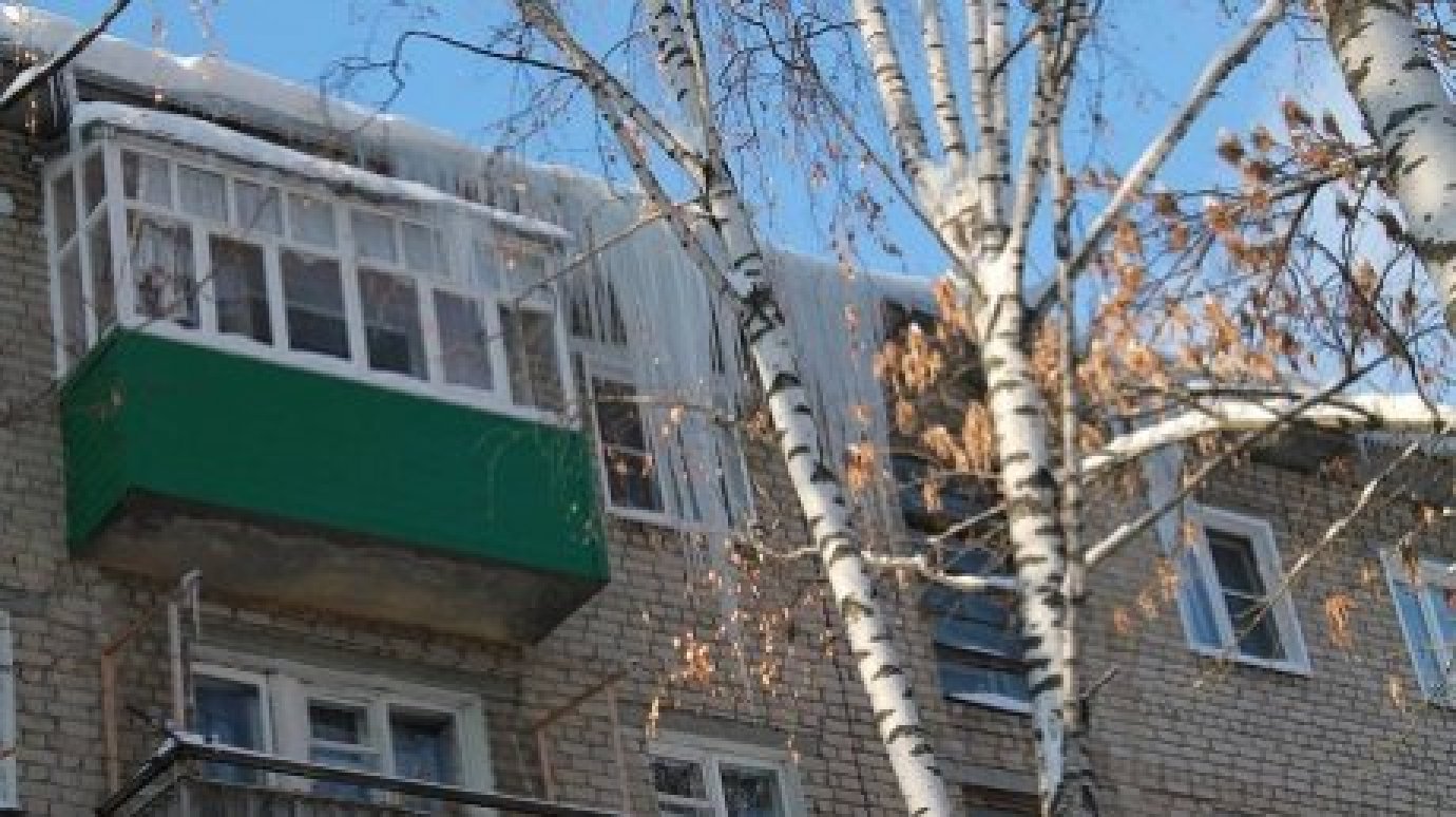 Пензенцев возмущают требования коммунальщиков расстеклить балконы