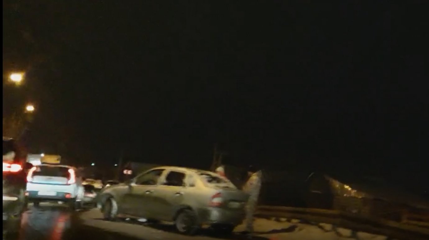 В Бессоновке произошло ДТП с участием нескольких автомобилей