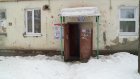 После падения женщины на Воровского, 34, лед на крыльце так и не убрали