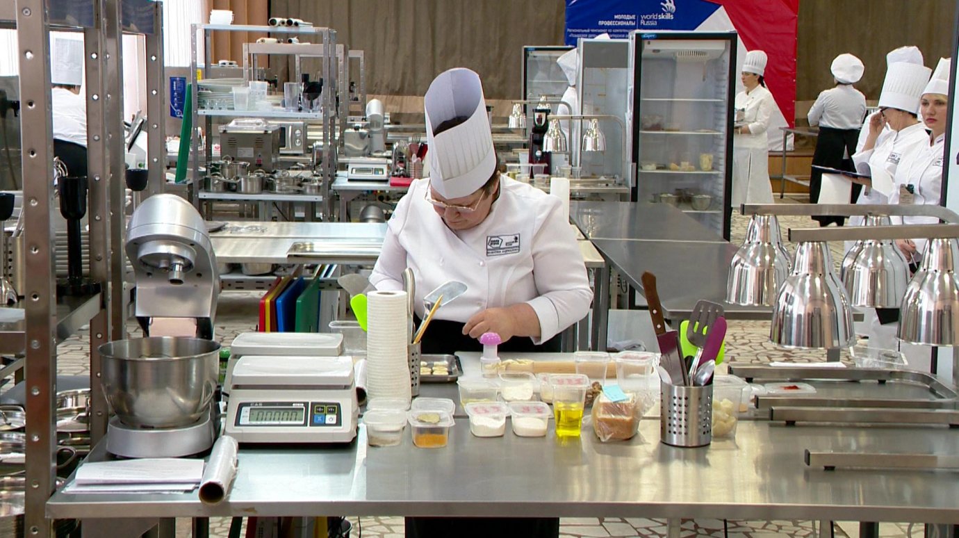 11 пензенцев приготовили закуски и горячее для жюри WorldSkills Russia