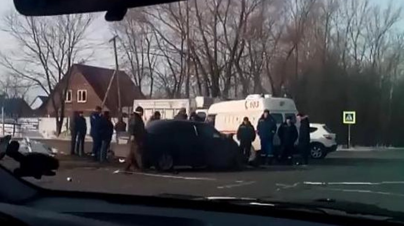 В аварии с тремя машинами у села Чемодановка пострадали люди