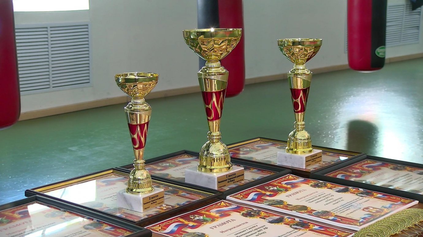 На чемпионате Саровской дивизии по боксу в Заречном сразились 34 борца