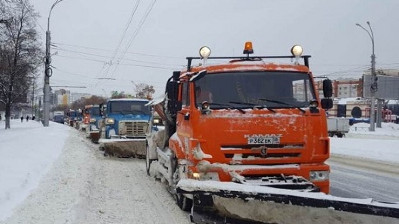 На вывоз из Пензы последнего снега направлено 8 млн рублей