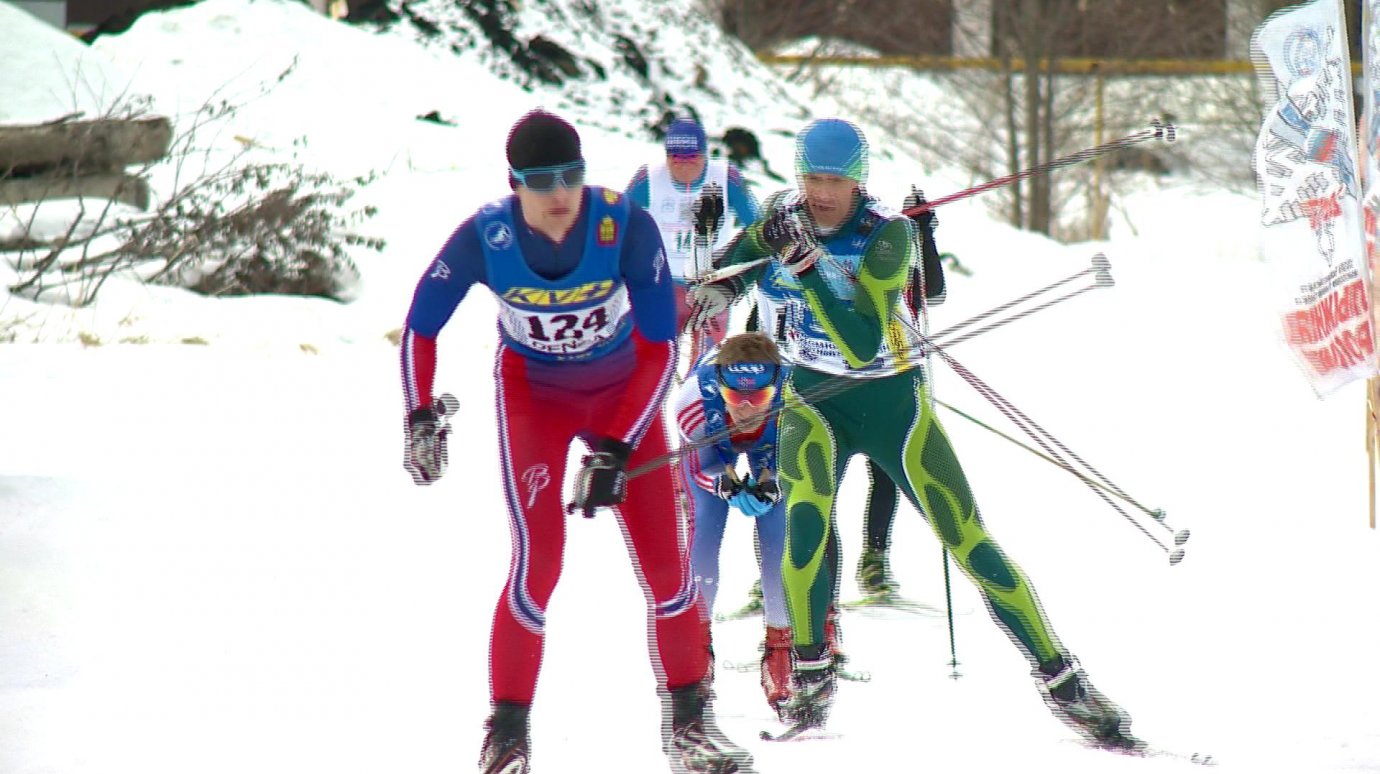 В лыжном марафоне на стадионе «Снежинка» участвовало 180 человек