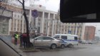Экстренные службы прибыли к загсу на улице Кирова для исследования мусора