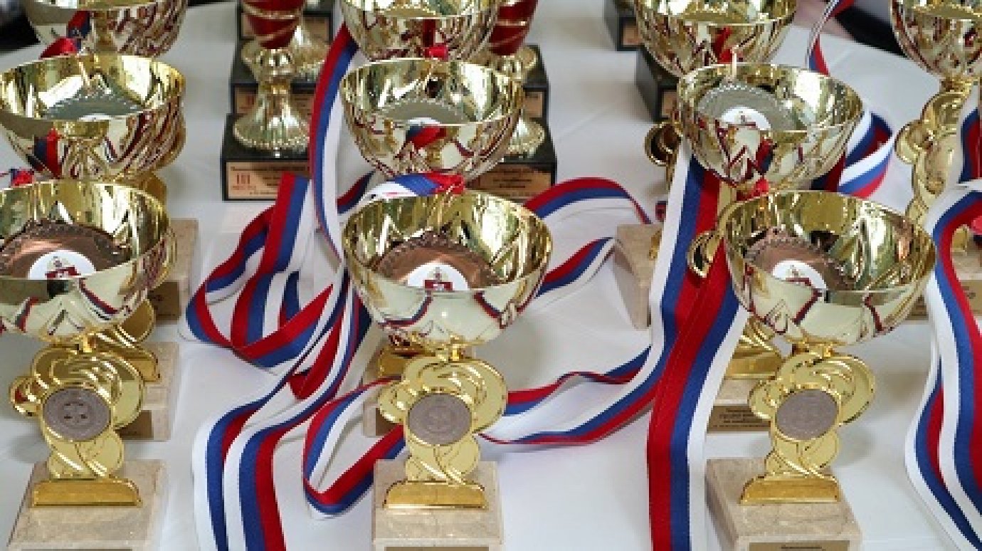 Пензенские росгвардейцы привезли призы с окружного чемпионата по плаванию