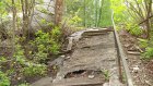 Жители Ульяновской вынуждены ходить по разрушенной лестнице
