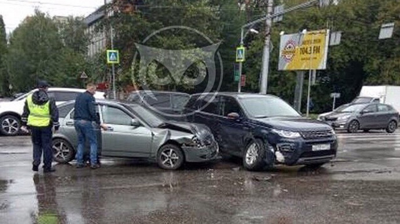 В ДТП на улице Луначарского в Пензе получила травмы женщина