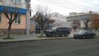На улице М. Горького водитель Infiniti припарковался на тротуаре