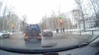 В Пензе водитель проигнорировал светофор около гимназии