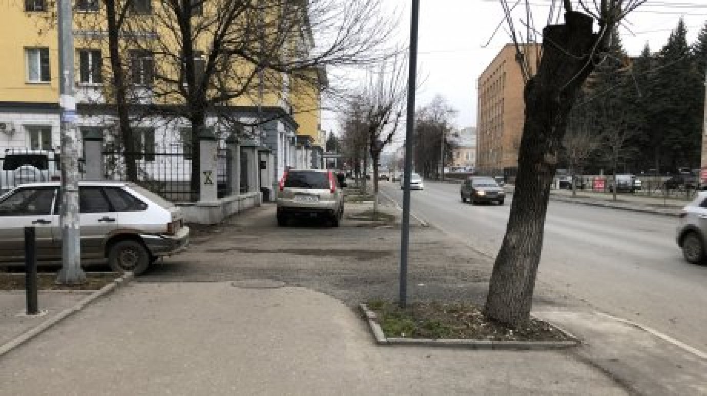 В Пензе наказали водителя Nissan, забывшего о пешеходах на ул. Горького