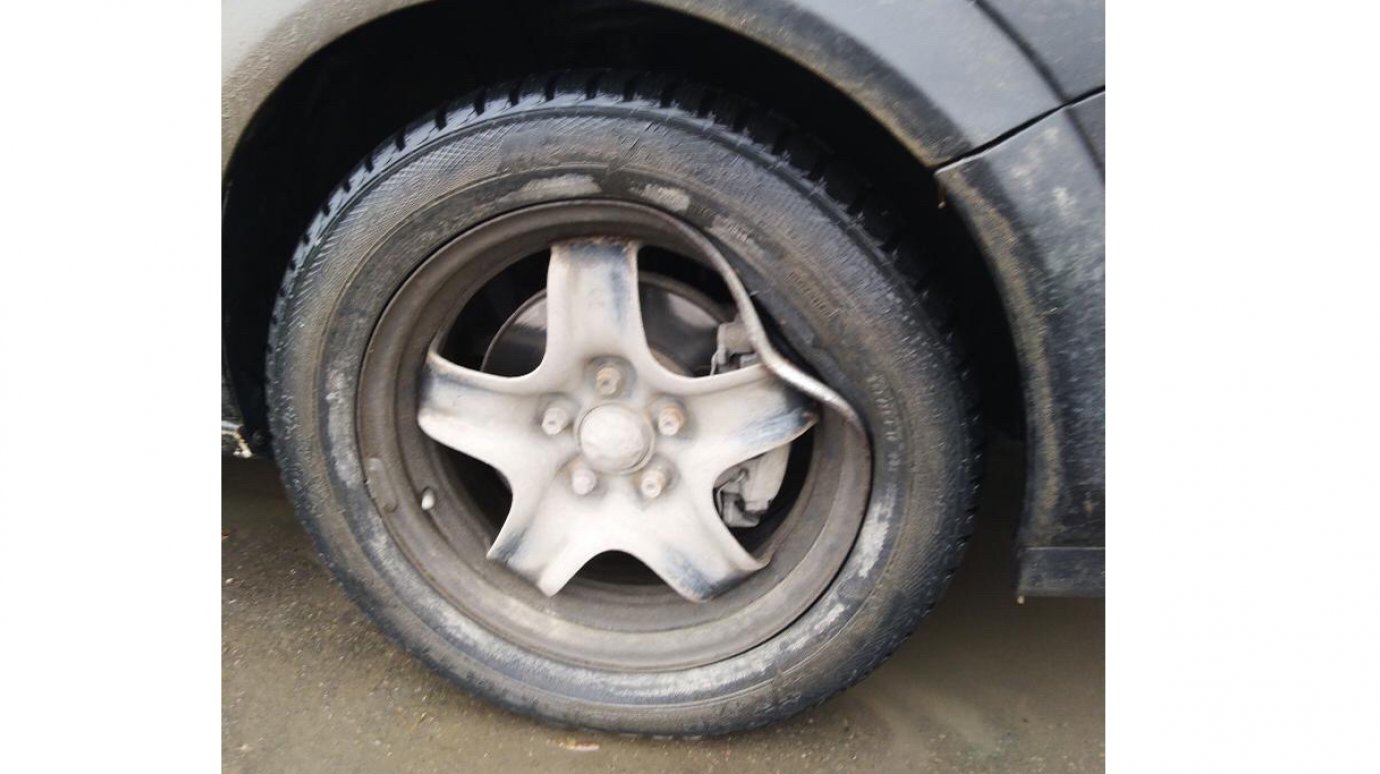 Пензенские водители продолжают разбивать колеса из-за ям