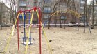 В Пензе детские площадки оградили сигнальными лентами