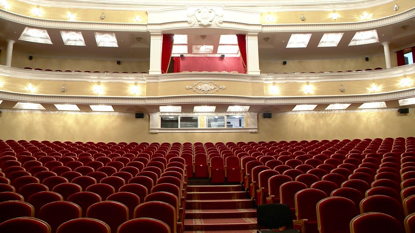 В Пензе закрытие театрального сезона прошло при пустом зале