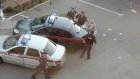 В Пензе пешеход задел чужую машину на парковке и оказался в больнице