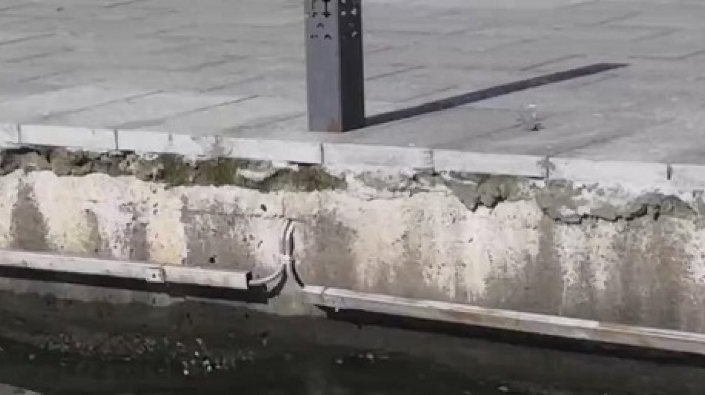 Пензяк предупредил об опасных проводах на набережной Суры