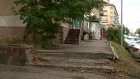 Горожанка назвала безобразием лестницу на улице Кураева
