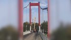 В Пензе подвесной мост начал менять цвет