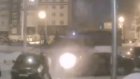 В Сети появился ролик, запечатлевший момент поджога Audi на ул. Ленина