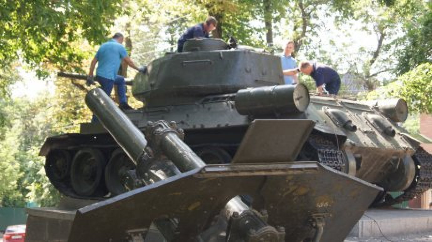 Отреставрированный танк Т-34 вернут к краеведческому музею