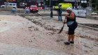 В Пензе коммунальщики продолжают борьбу с грязью на Московской улице