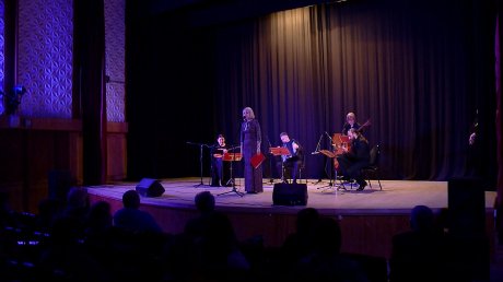 Ансамбль «Старгород» поздравил пожилых пензенцев концертом