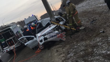 В Мокшанском районе водитель «Гранты» на скорости врезался в столб