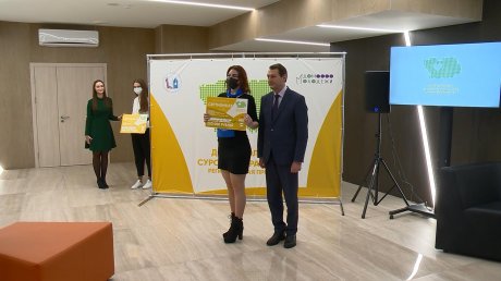 Пензенских добровольцев наградили денежными сертификатами