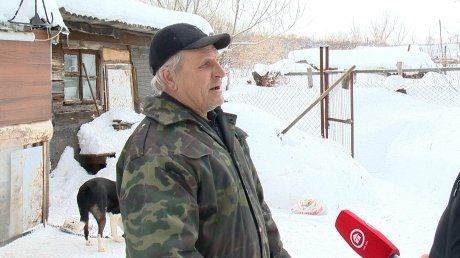 В Пензенском районе пенсионерку спас из горящего дома сосед
