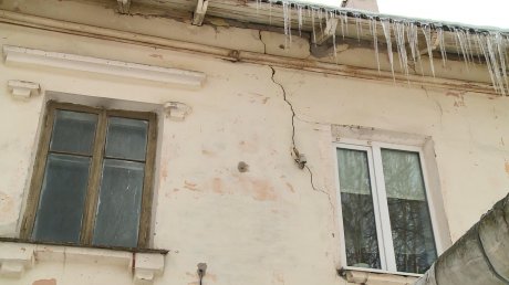 Жителей двухэтажки на ул. Воровского волнует судьба дома