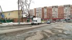 На улице Космодемьянской начал проваливаться асфальт