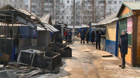 Названа вероятная причина пожара на ярмарочной площади на Суворова