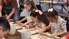 В «Русмолко» организовали мастер-класс по лепке для детей сотрудников