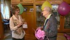 90-летней пензячке вручили подарки и памятную медаль