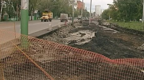 Пензенские дорожники обновляют проезжую часть в Терновке