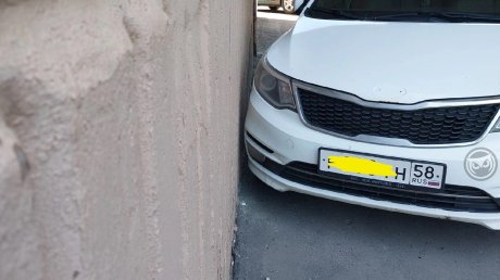 Мастер парковки: пензенцы обсудили поступок водителя на ул. 8 Марта