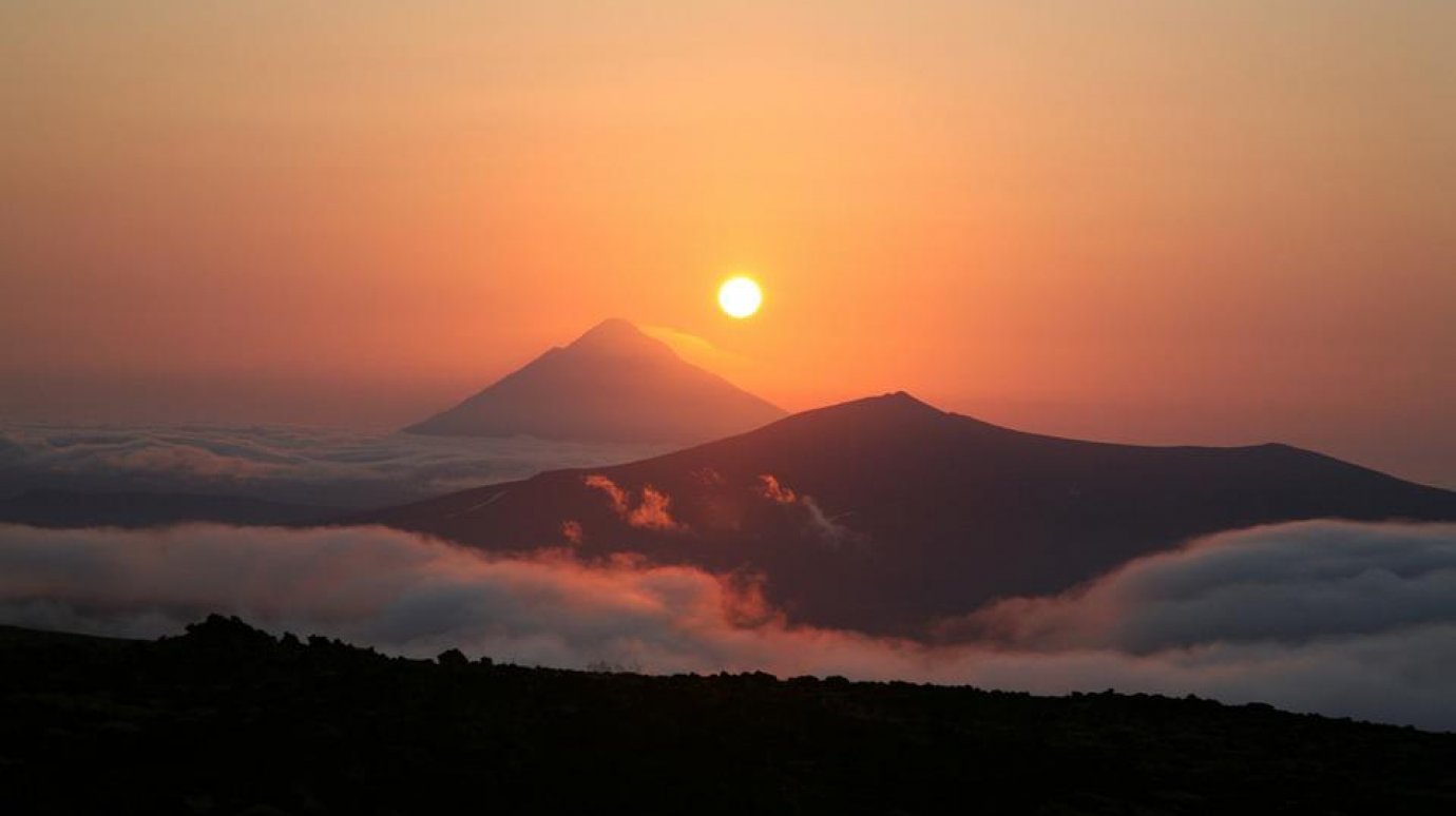 Число погибших туристов на вулкане на Камчатке возросло