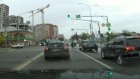 На улице Урицкого дети вышли на дорогу на красный сигнал светофора