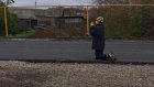 В Пензенской области ребенок на коленях пытался поймать машину