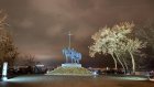 После обращений горожан в Пензе подсветили памятник Первопоселенцу